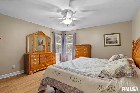 Bedroom - 5316 Manhattan Dr, Springfield, IL 62711 photo 1 of 6