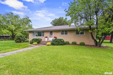 43 Palomino Rd, Springfield, IL 62702