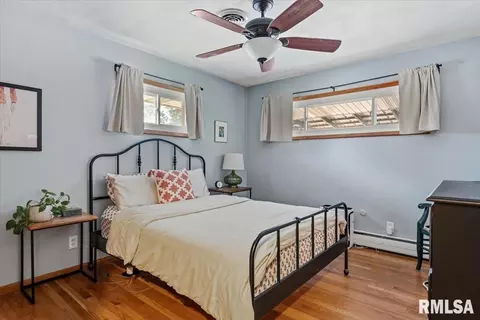 Bedroom - 3300 S 2nd St, Springfield, IL 62703 photo 1 of 7