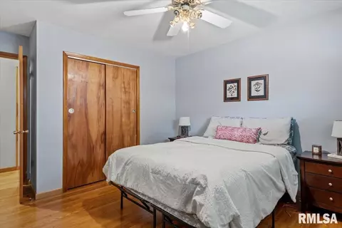 Bedroom - 3300 S 2nd St, Springfield, IL 62703 photo 6 of 7