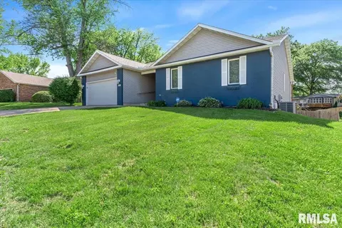 Exterior - 45 Royal Rd, Springfield, IL 62702 photo 3 of 7