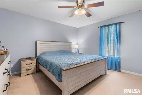 Bedroom - 45 Royal Rd, Springfield, IL 62702 photo 1 of 8
