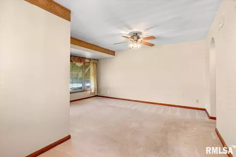 Living - 2505 S 5th St, Springfield, IL 62703 photo 8 of 8