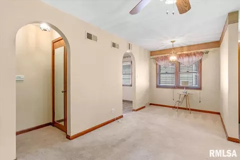 Entry Way - 2505 S 5th St, Springfield, IL 62703 photo 1 of 1