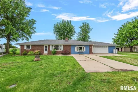 125 Easy Dr, Jacksonville, IL 62650