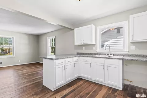 Other - 924 Westview Dr, Springfield, IL 62704 photo 3 of 12