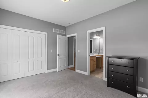 Bedroom - 4821 Key West Ln, Springfield, IL 62711 photo 5 of 10