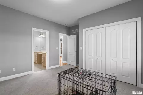 Bedroom - 4821 Key West Ln, Springfield, IL 62711 photo 8 of 10