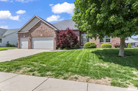 Exterior - 4821 Key West Ln, Springfield, IL 62711 photo 2 of 14