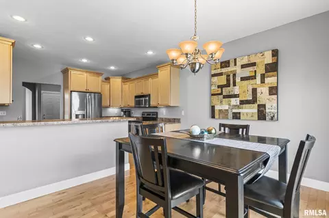 Dining - 4821 Key West Ln, Springfield, IL 62711 photo 1 of 3
