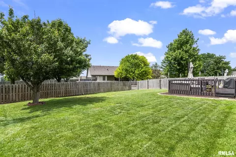 Exterior - 2413 Gander Rd, Springfield, IL 62711 photo 9 of 9