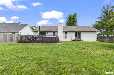 Exterior - 2413 Gander Rd, Springfield, IL 62711 photo 7 of 9