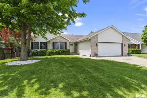 Exterior - 2413 Gander Rd, Springfield, IL 62711 photo 3 of 9