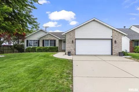 2413 Gander Rd, Springfield, IL 62711