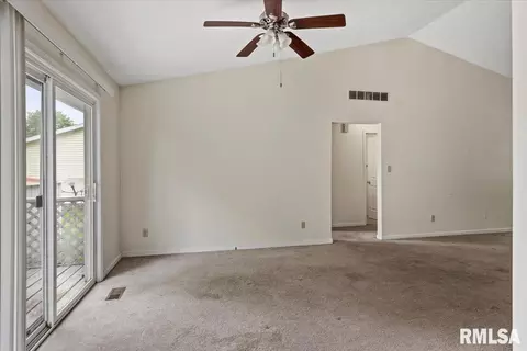 Living - 3329 Rawlings Dr, Springfield, IL 62704 photo 5 of 5