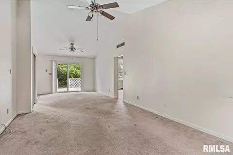 Living - 3329 Rawlings Dr, Springfield, IL 62704 photo 1 of 5