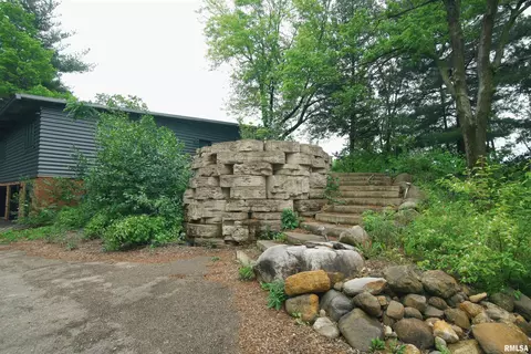 Exterior - 7750 Pine Bluff Rd, Morris, IL 60450 photo 2 of 6