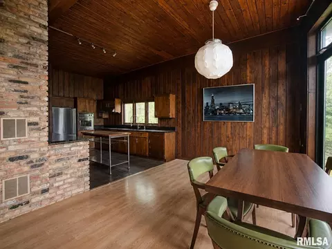 Dining - 7750 Pine Bluff Rd, Morris, IL 60450 photo 1 of 1
