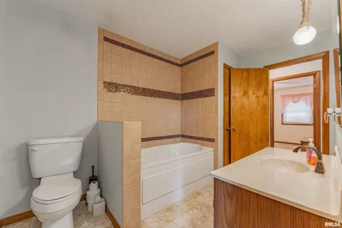 Bath - 408 S Eastern Ave, Minier, IL 61759 photo 1 of 3