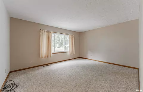 Living - 408 S Eastern Ave, Minier, IL 61759 photo 1 of 3