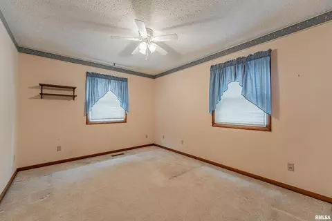 Bedroom - 408 S Eastern Ave, Minier, IL 61759 photo 3 of 7