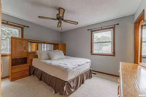 Bedroom - 408 S Eastern Ave, Minier, IL 61759 photo 1 of 7
