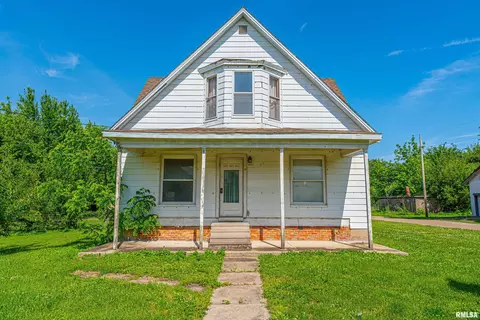 408 S Madison St, Middletown, IL 62666