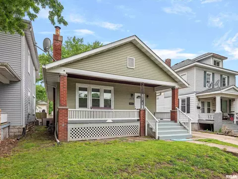 Exterior - 1519 Spring St, Springfield, IL 62704 photo 2 of 6