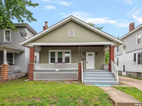 1519 Spring St, Springfield, IL 62704