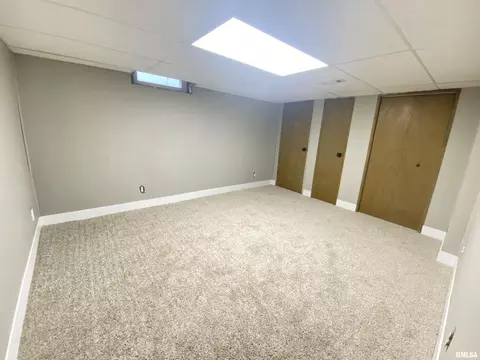 Bedroom - 3236 S 5th St, Springfield, IL 62703 photo 5 of 6