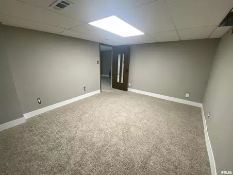 Bedroom - 3236 S 5th St, Springfield, IL 62703 photo 6 of 6