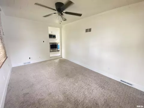Living - 3236 S 5th St, Springfield, IL 62703 photo 3 of 3