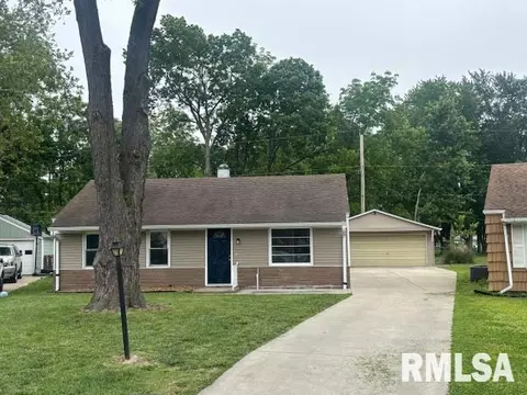 3076 Louise Ln, Springfield, IL 62702