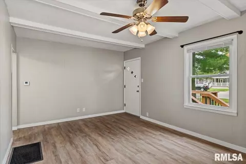 Living - 3144 S 5th St, Springfield, IL 62703 photo 3 of 3