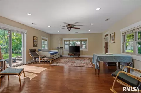 Other - 3104 S 3rd St, Springfield, IL 62703 photo 2 of 4