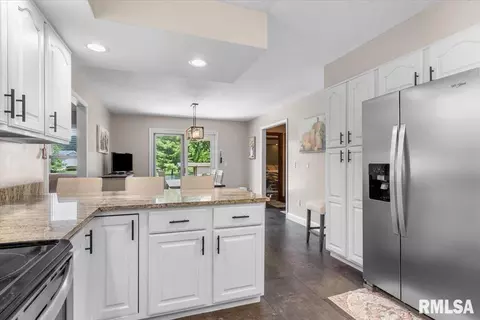 Other - 6808 Ninebark Dr, Springfield, IL 62712 photo 6 of 15