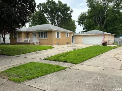 2424 Holmes Ave, Springfield, IL 62704