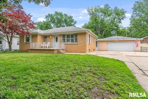 2424 Holmes Ave, Springfield, IL 62704