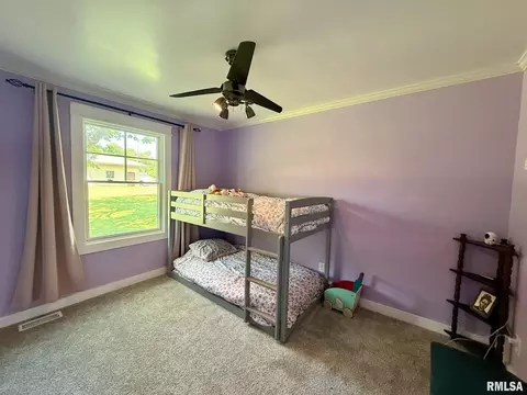 Bedroom - 27 Circle Dr, Springfield, IL 62703 photo 5 of 10