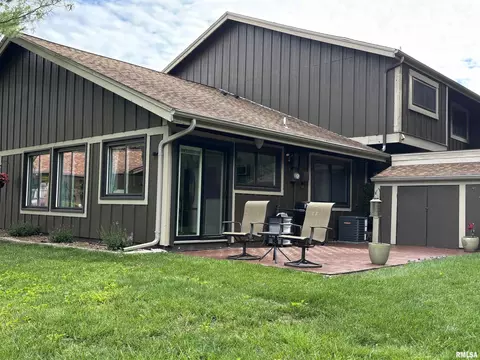 67 Trailridge Ln, Springfield, IL 62704