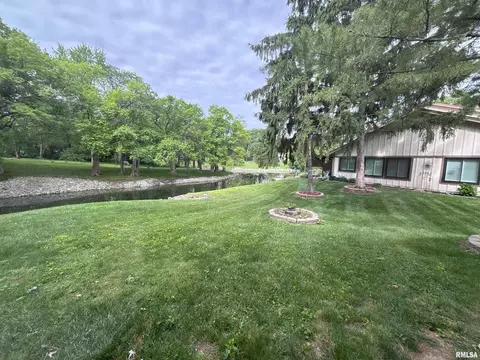 Exterior - 67 Trailridge Ln, Springfield, IL 62704 photo 4 of 14