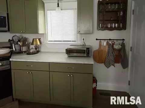 Kitchen - 2509 S 10th St, Springfield, IL 62703 photo 1 of 2