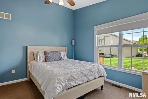 Bedroom - 2613 Tahoe Dr, Springfield, IL 62707 photo 2 of 5