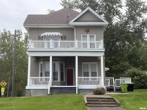504 Hardin Ave, Jacksonville, IL 62650