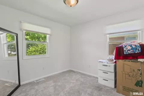 Bedroom - 71 Radcliff Rd, Springfield, IL 62703 photo 6 of 6