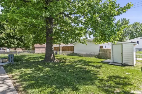 Exterior - 71 Radcliff Rd, Springfield, IL 62703 photo 7 of 7