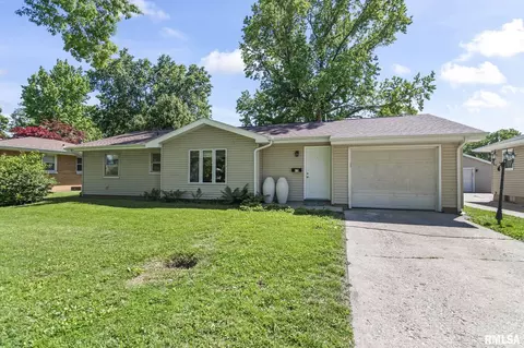 Exterior - 71 Radcliff Rd, Springfield, IL 62703 photo 2 of 7