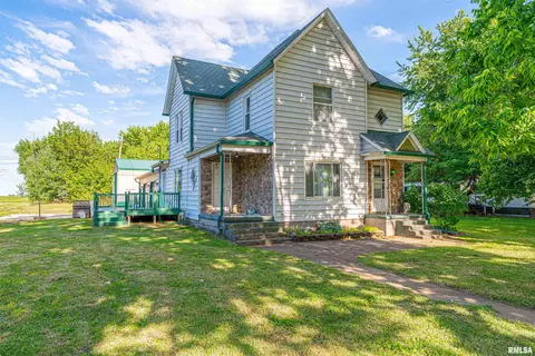 521 N Mason St, Mason City, IL 62664