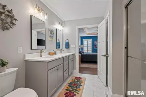 Entry Way - 3702 Westgate Dr, Springfield, IL 62711 photo 2 of 2