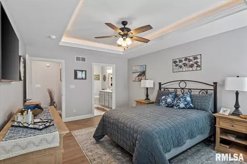 Bedroom - 3702 Westgate Dr, Springfield, IL 62711 photo 2 of 5